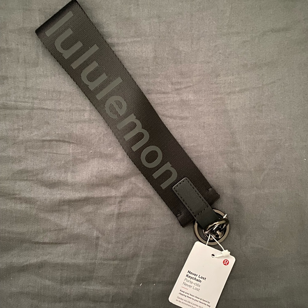 Lululemon Never Lost keychain